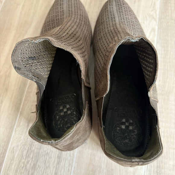 Vince Camuto Peera Khaki Verona ankle Booties Size 5 Dark Brown - Picture 2 of 11
